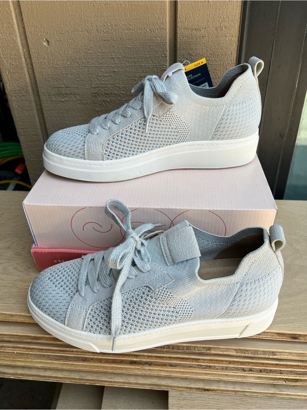 White Mountain Women’s Light Gray Knit Lace-Up Platform Sneakers brand new size8